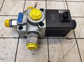Terex-Demag challenger 3160 Hydraulic directional control valve