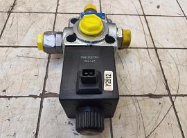 Terex-Demag challenger 3160 Hydraulic directional control valve