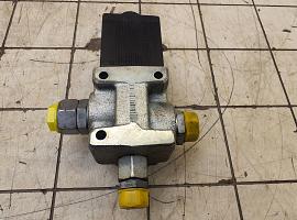 Terex-Demag challenger 3160 Hydraulic directional control valve