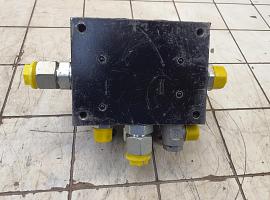 Terex-Demag challenger 3160 hydraulic steering selector valve