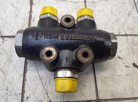 Terex-Demag Challenger 3160 hydraulic flow divider