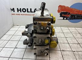 Liebherr LT1200 valve block