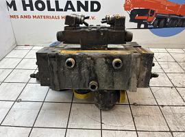 Liebherr LT1200 valve block