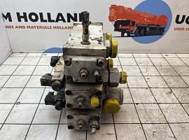 Liebherr LT1200 valve block