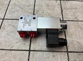 Tadano AC 5.220L-1 hoist gear valve