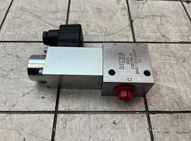 Tadano AC 5.220L-1 hoist gear valve