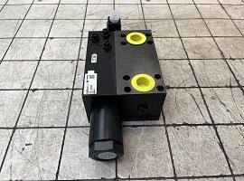 Tadano AC 5.220L-1 winch lowering brake valve