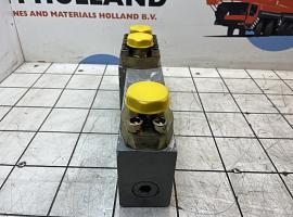 Liebherr LTM 1060/2 Connection Block Telescope Cylinder