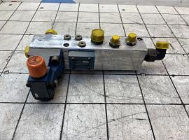 Liebherr LTM 1250-6.1 connection block