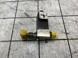 Liebherr LTM 1250-6.1 DIRECTIONAL CONTROL VALVE