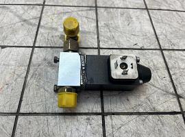 Liebherr LTM 1250-6.1 DIRECTIONAL CONTROL VALVE