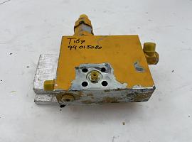 Liebherr LTM 1130-5.1 Valve block upper