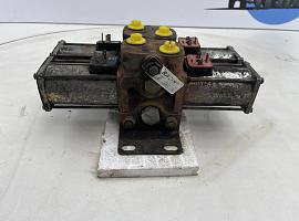 P&H S35 valve assembly