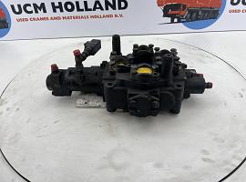 P&H S35 Valve block