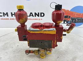 Liebherr LTM 1040-2.1 Slewing gear valve