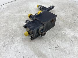 Liebherr LTM 1160/2 AXLE LOCKING VALVE