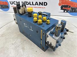 Spierings SK 477-AT4 Valve block