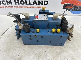 Spierings SK 477-AT4 Valve block