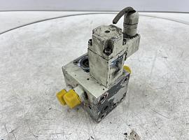 Grove GMK 3050 Control block