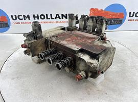 Grove GMK 3050 control block