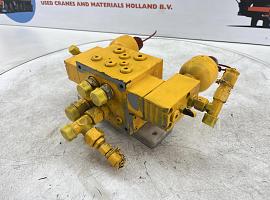 Liebherr LTM 1030/2 Slewing gear valve