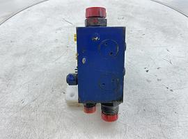 Liebherr LTM 1050-1 axle locking valve