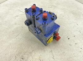 Liebherr LTM 1050-1 axle locking valve