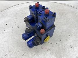 Liebherr LTM 1050-1 axle locking valve