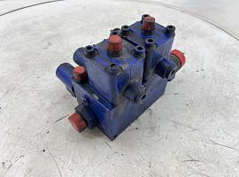 Liebherr LTM 1050-1 axle locking valve