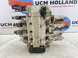 Liebherr LTM 1050-1 control block