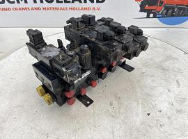 Compact truck C.T.2 Valve block