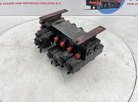 Compact truck C.T.2 Valve block