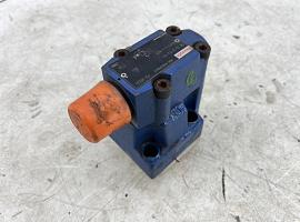 Liebherr LTM 1400-7.1 Pressure limiting valve