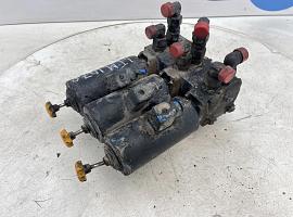 Liebherr LTM 1070 Multiway spool valve hydraulic support