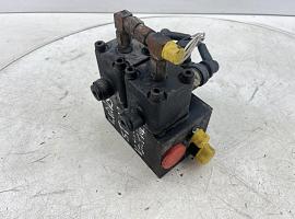 Liebherr LTM Axle locking valve