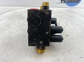 Liebherr LTM Axle locking valve