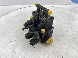 Liebherr LTM Axle locking valve