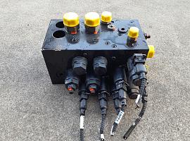 Grove GMK 4090 slewing gear block
