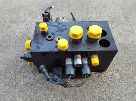 Grove GMK 4090 slewing gear block