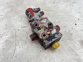 Liebherr LTM 1060/1070 Directional control valve steering