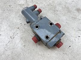 Liebherr LTM 1060/1070 Directional control valve steering