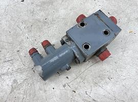 Liebherr LTM 1060/1070 Directional control valve steering