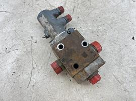 Liebherr LTM 1060/1070 Directional control valve steering