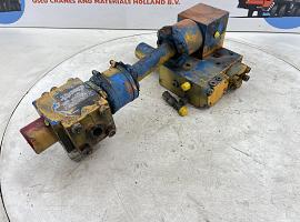 Liebherr LTM 1070 (35mtr) Cylinder connection