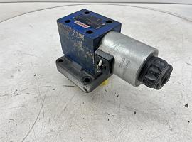 Liebherr LTM 1045-3.1 Directional control valve