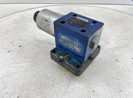 Liebherr LTM 1045-3.1 Directional control valve