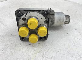Liebherr LTM 1045-3.1 Directional control valve