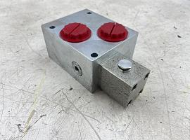 Grove TMS 870 Valve