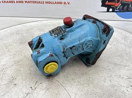 Krupp KMK 6160 / 6180 / 7250 Slewing motor