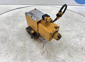 Liebherr LTM 1140 Directional control valve with connecting plate